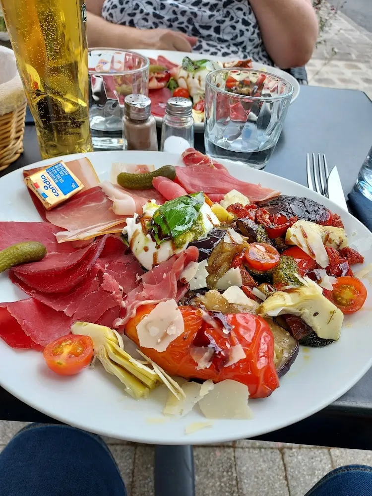 Salade À la Bufala